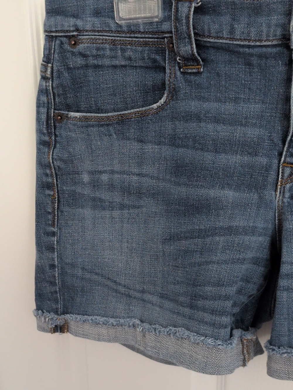 J Crew Raw Hem Rolled Cuff Denim Shorts - 31 - Picture 3 of 6